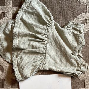 Quincy mae 0-3 skirted onesie